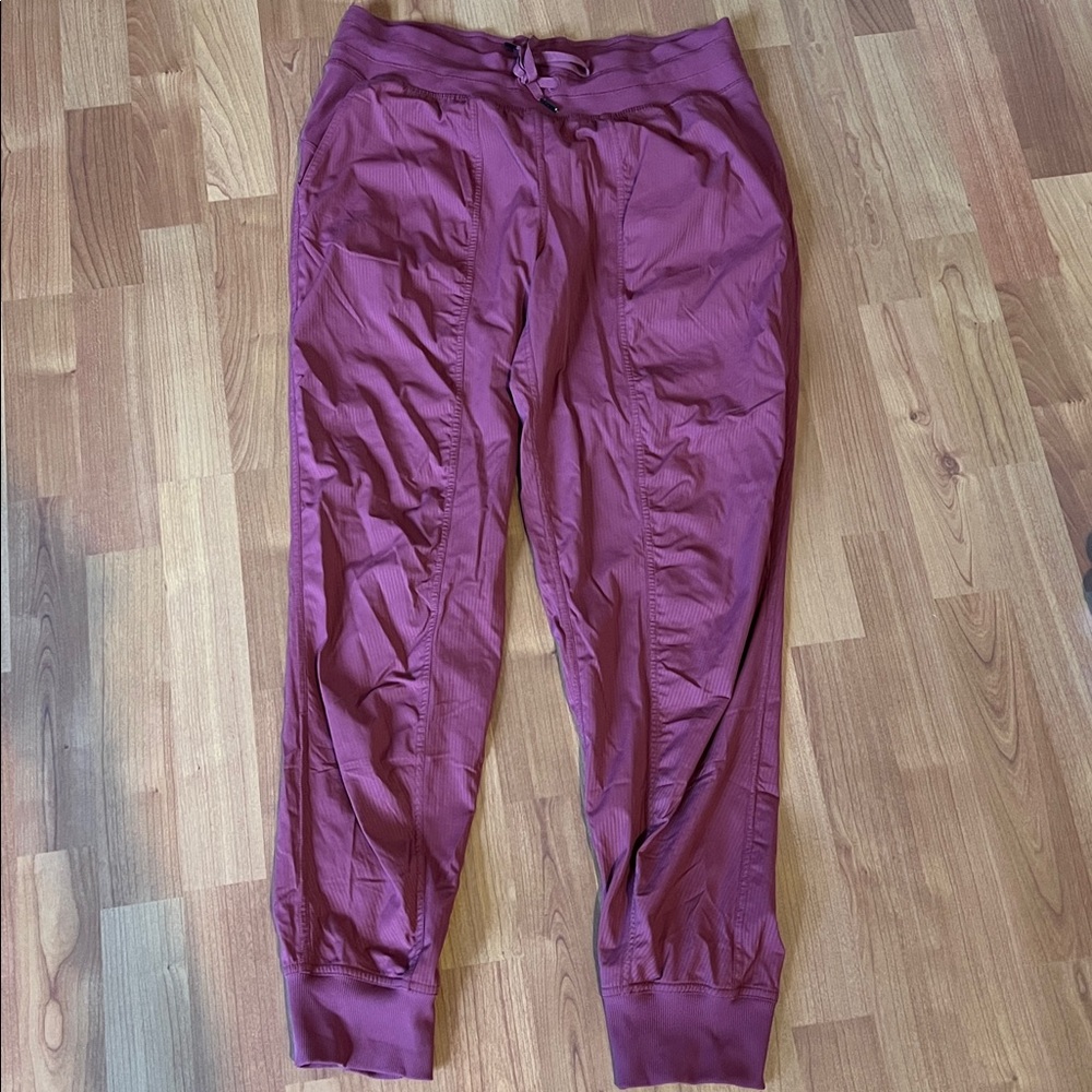 Lululemon Dance Studio maroon Mid-Rise Jogger